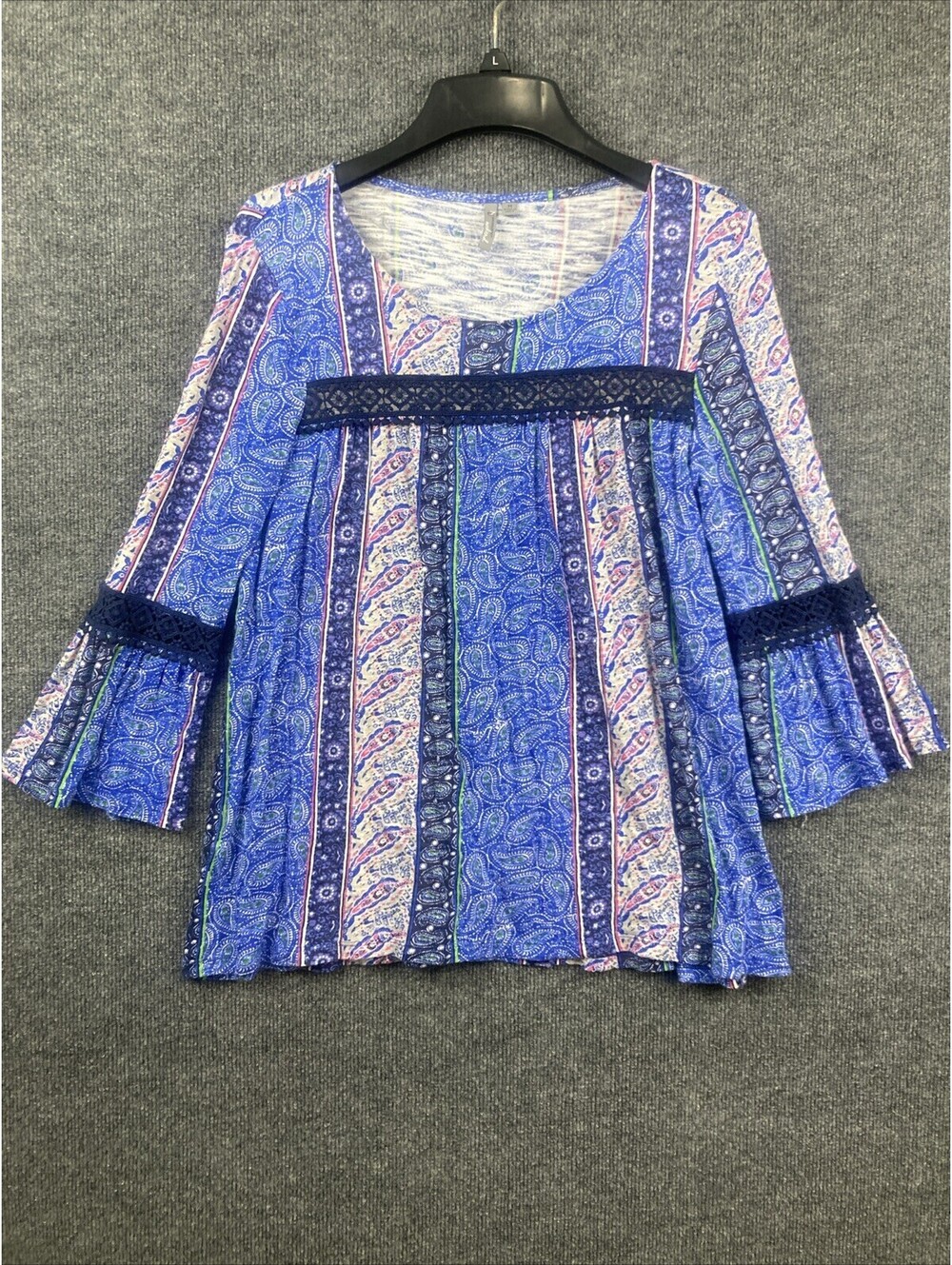 New Directions Weekend Womens Size Medium Bell Sleeve Blue Pattern Boho Shirt